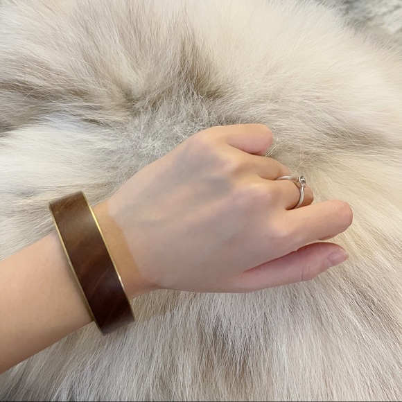 ✨Beautiful Vintage Real Wood Bracelet with Brass Trim - Picture 2 of 2